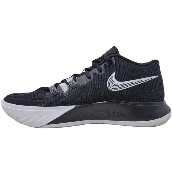 Nike Kyrie Flytrap 6 Basketball
Shoes - Picture 2 of 13